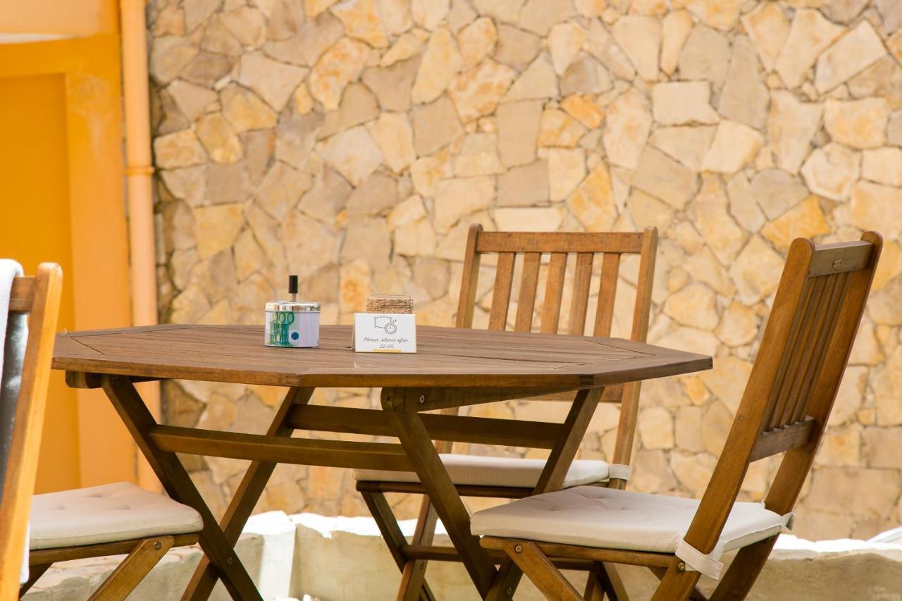 Casa Amarela Guesthouse Albufeira Buitenkant foto